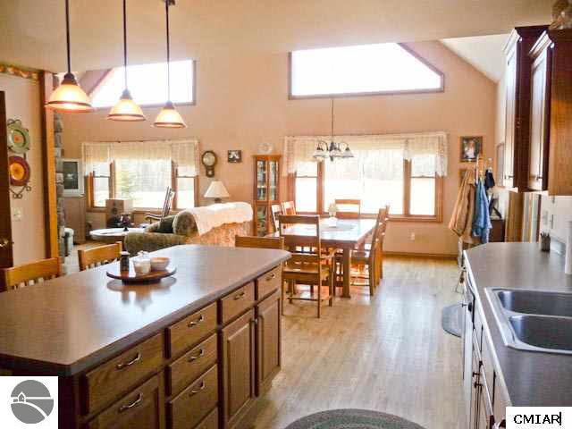9636 South Mission Road Shepherd, MI 48883 - Photo 2 of 9 1774276-1.JPG