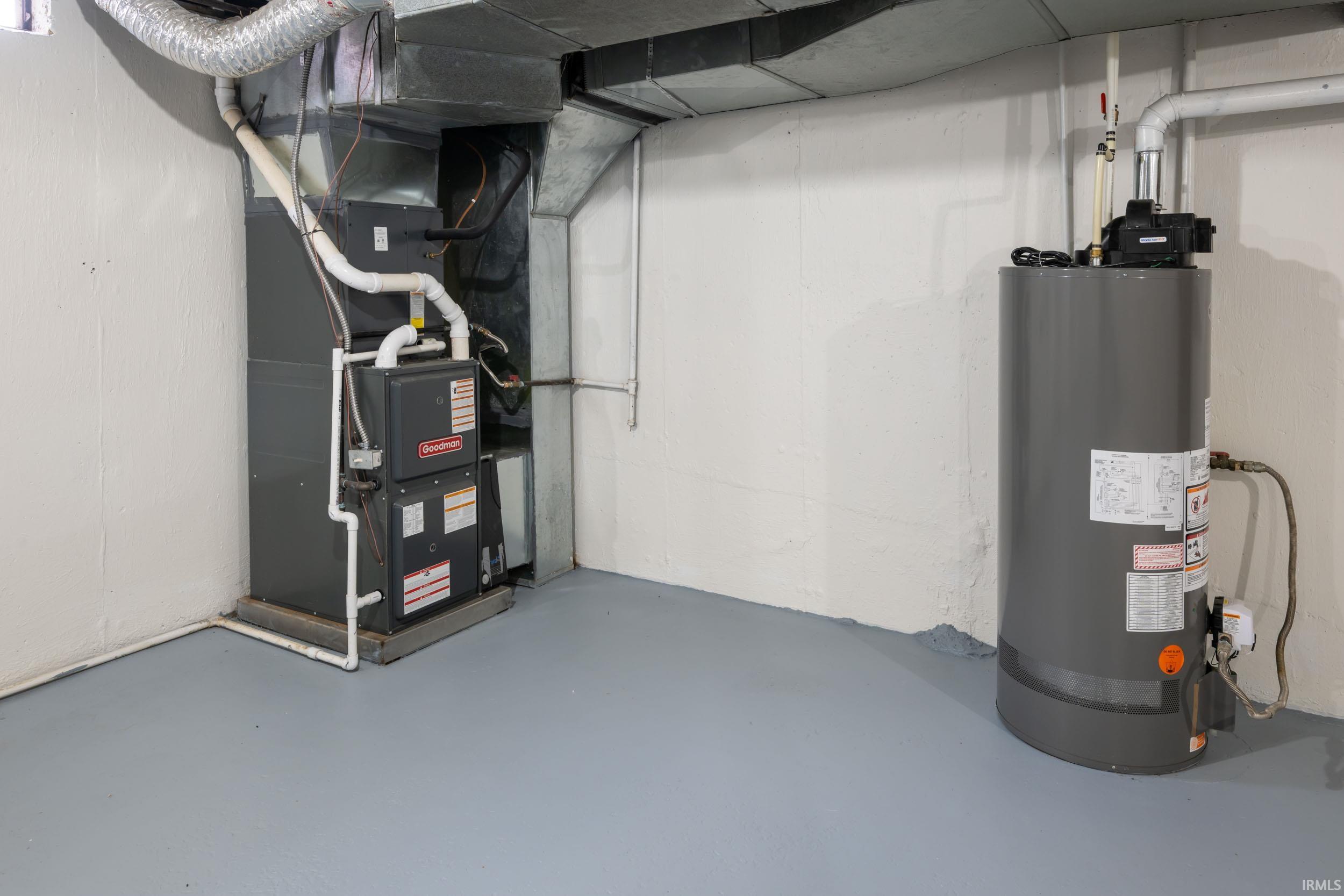 10814 Lower Huntington Road Roanoke, IN 46783 - Photo 30 of 31