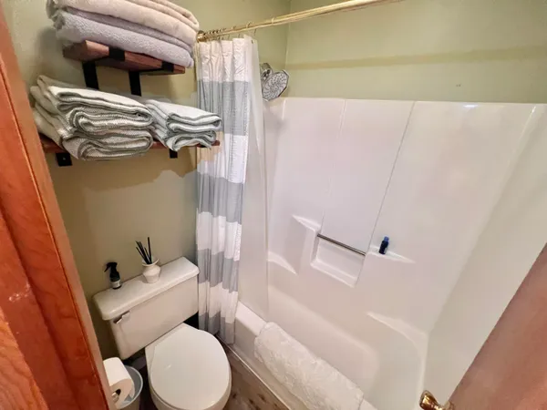 $395,000 | 8 Fall Line Drive, Unit N211, Newry, ME 04261