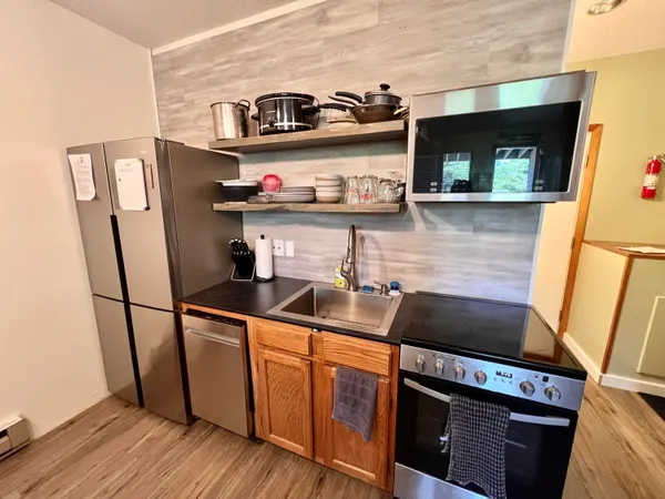 $395,000 | 8 Fall Line Drive, Unit N211, Newry, ME 04261