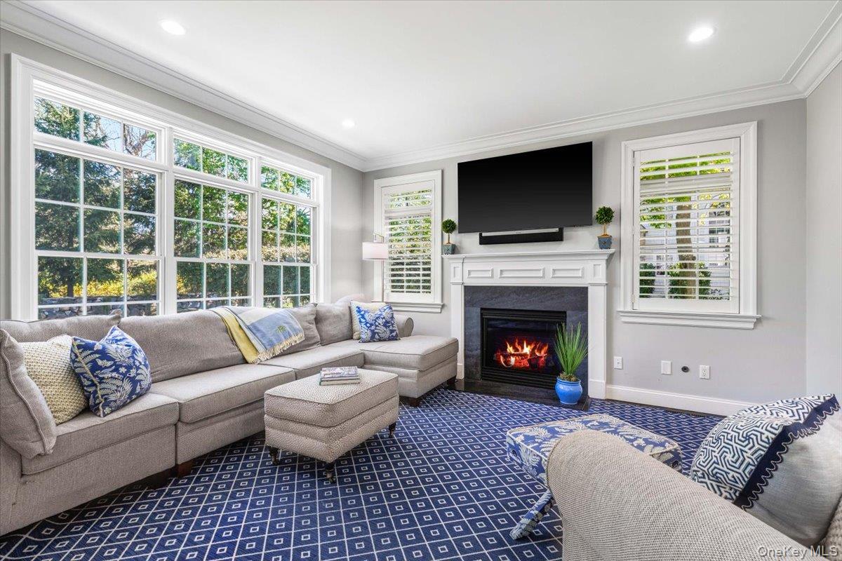 5 Rockridge Road Rye, NY 10580 - Photo 13 of 42 With Gas Fireplace