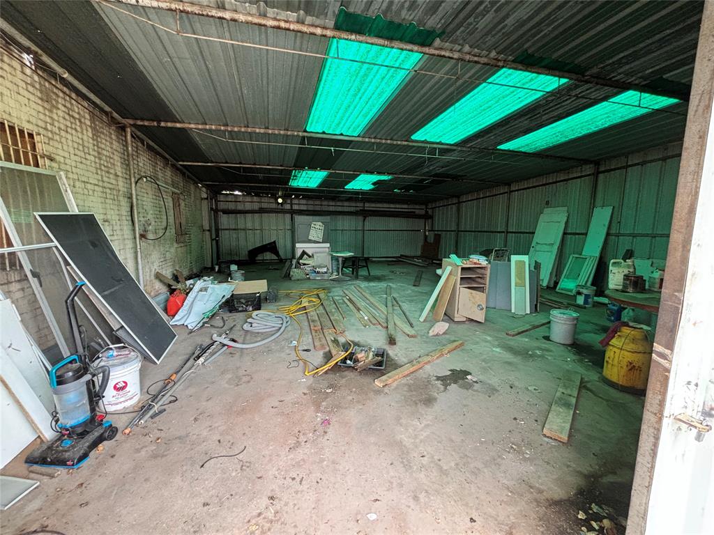 705 North Broadway Street, Unit R Wichita Falls, TX 76306 - Photo 15 of 15 a view of a room with gym equipment