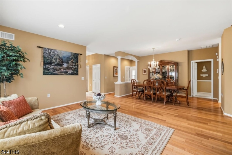 43 Renaissance Boulevard Somerset, NJ 08873 - Photo 7 of 43