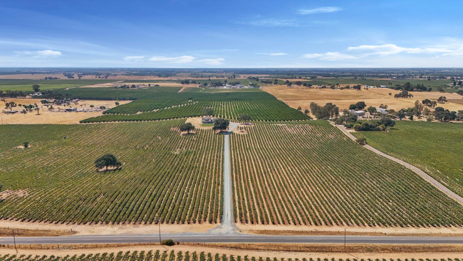 18739 Clements Road Lodi, CA 95240 - Photo 31 of 39 a view of a city