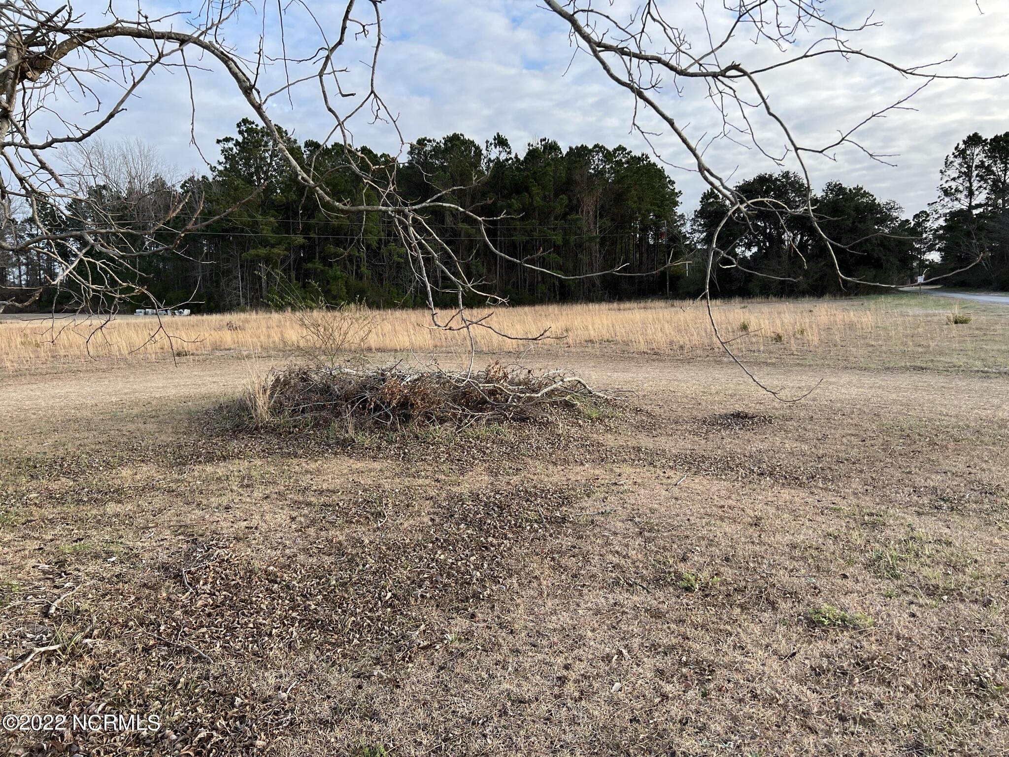 4128 Freedom Way Hubert, NC 28539 - Photo 5 of 19 Open cleared area behind house