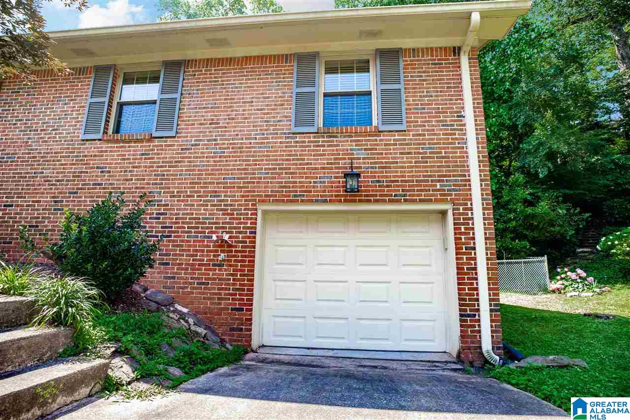 1340 Sumar Circle Birmingham, AL 35213 - Photo 32 of 43