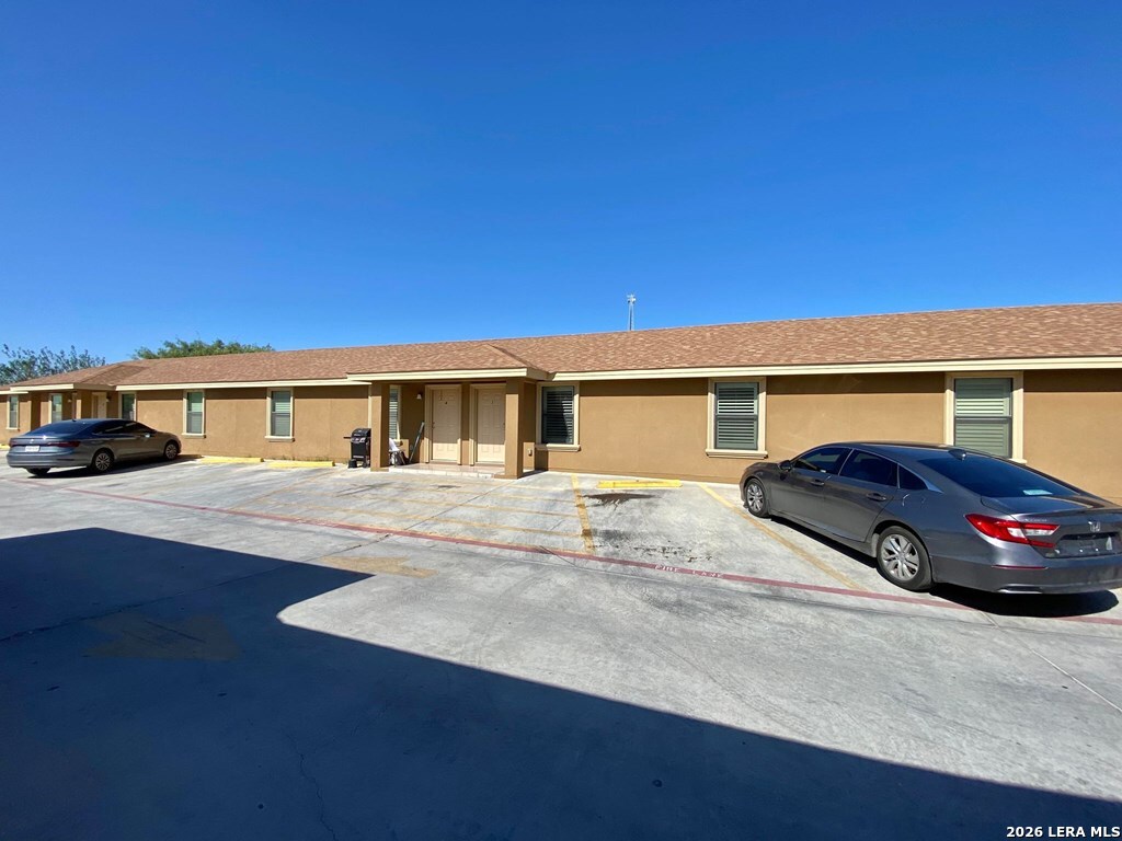 1520 Eidson Road, Unit 2 Eagle Pass, TX 78852 - Photo 3 of 19