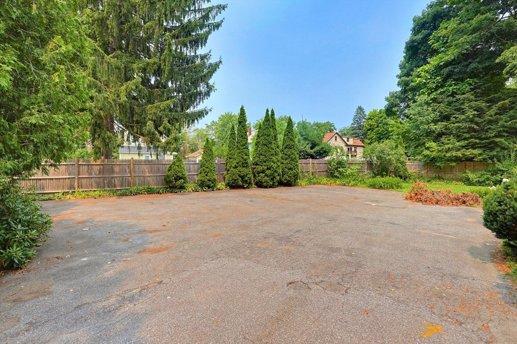 17 Church Court, Unit 2 Ashland, MA 01721 - Photo 4 of 30