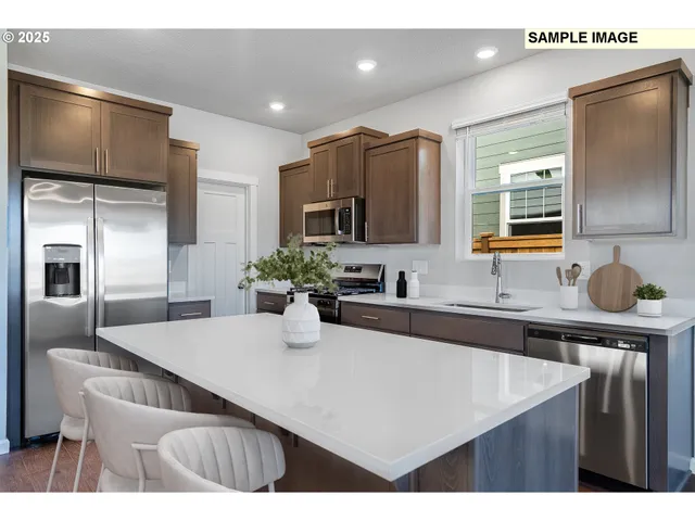 $533,400 | 8291 Southeast Crescent Drive, Hillsboro, OR 97123