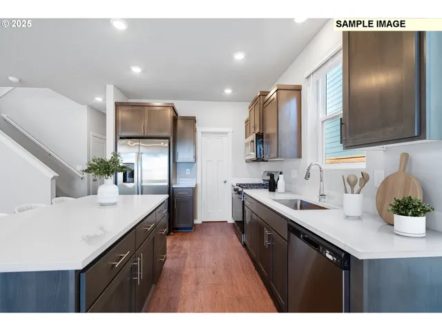 $533,400 | 8291 Southeast Crescent Drive, Hillsboro, OR 97123