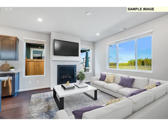 $533,400 | 8291 Southeast Crescent Drive, Hillsboro, OR 97123