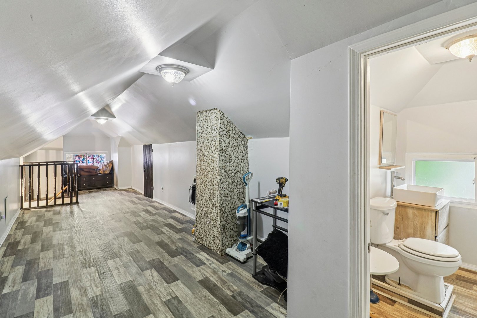 7659 South Rhodes Avenue Chicago, IL 60619 - Photo 11 of 20 Gallery Image 11