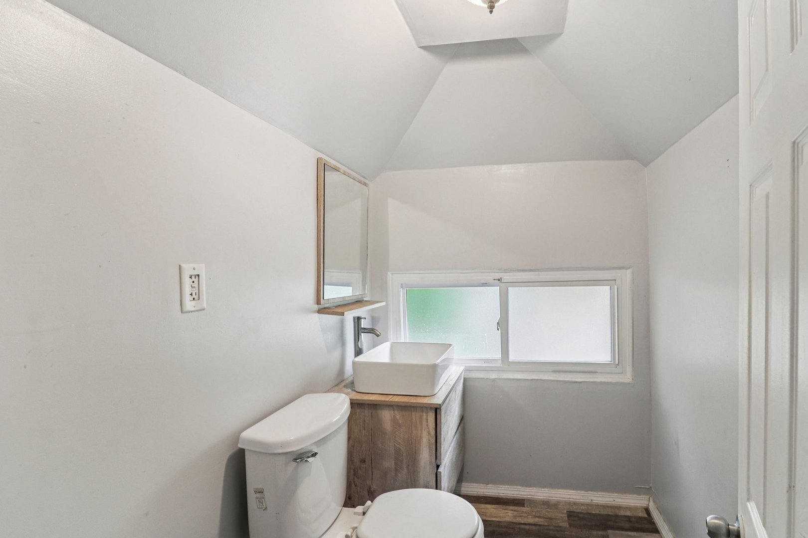 7659 South Rhodes Avenue Chicago, IL 60619 - Photo 13 of 20 Gallery Image 13