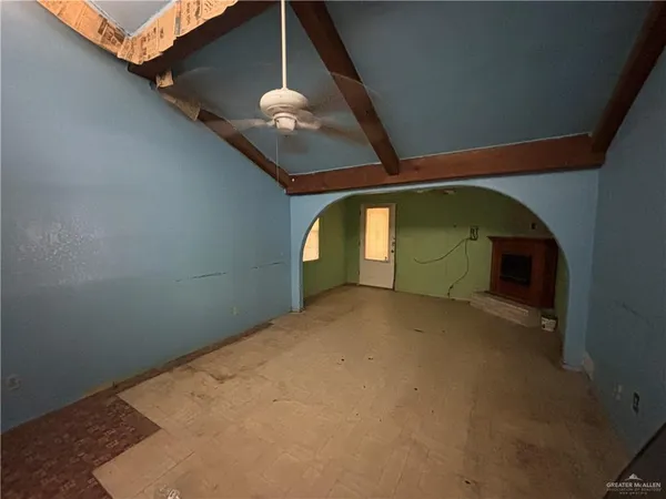 a view of empty room