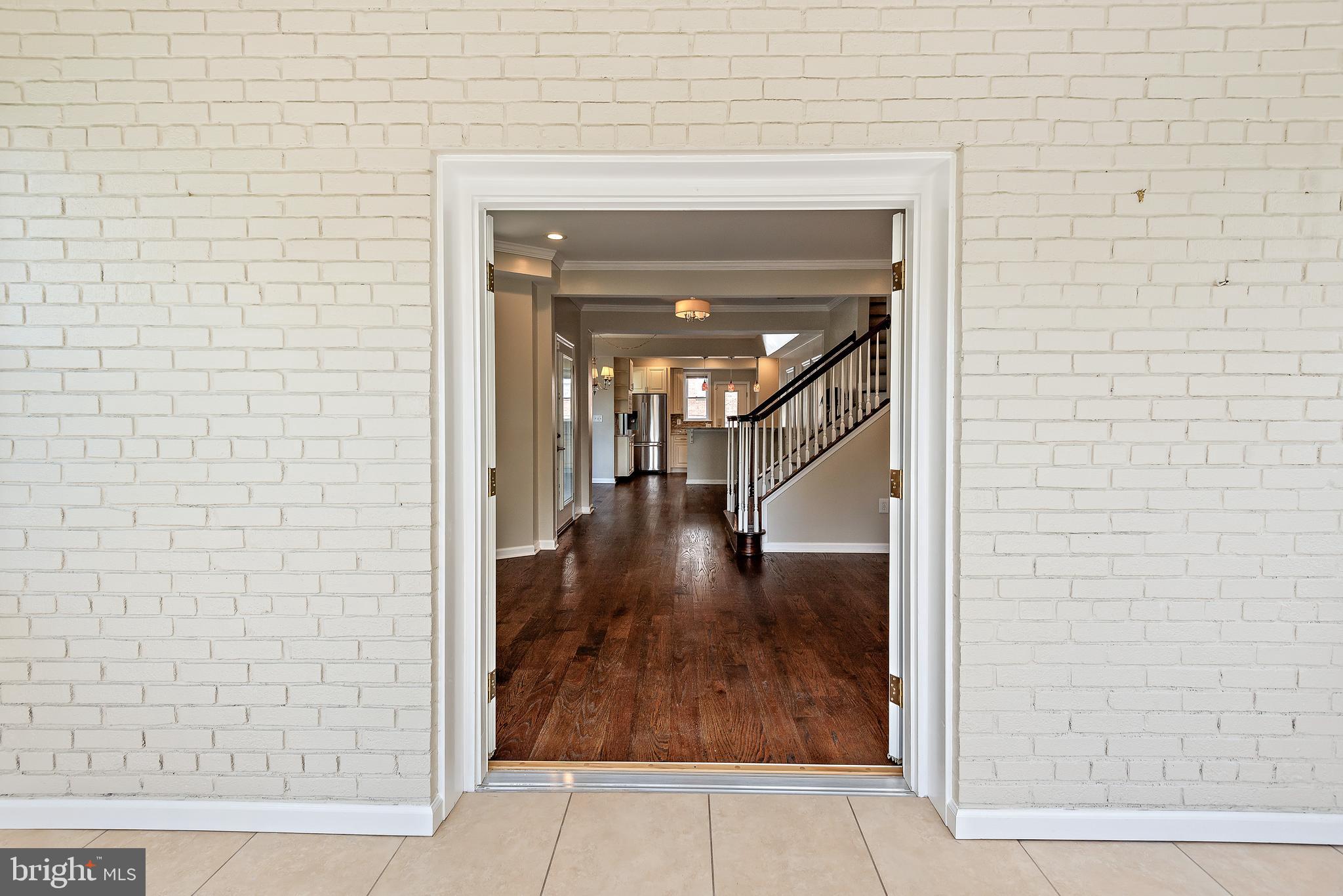 340 Decatur Street Northwest Washington, DC 20011 - Photo 7 of 29 Side View