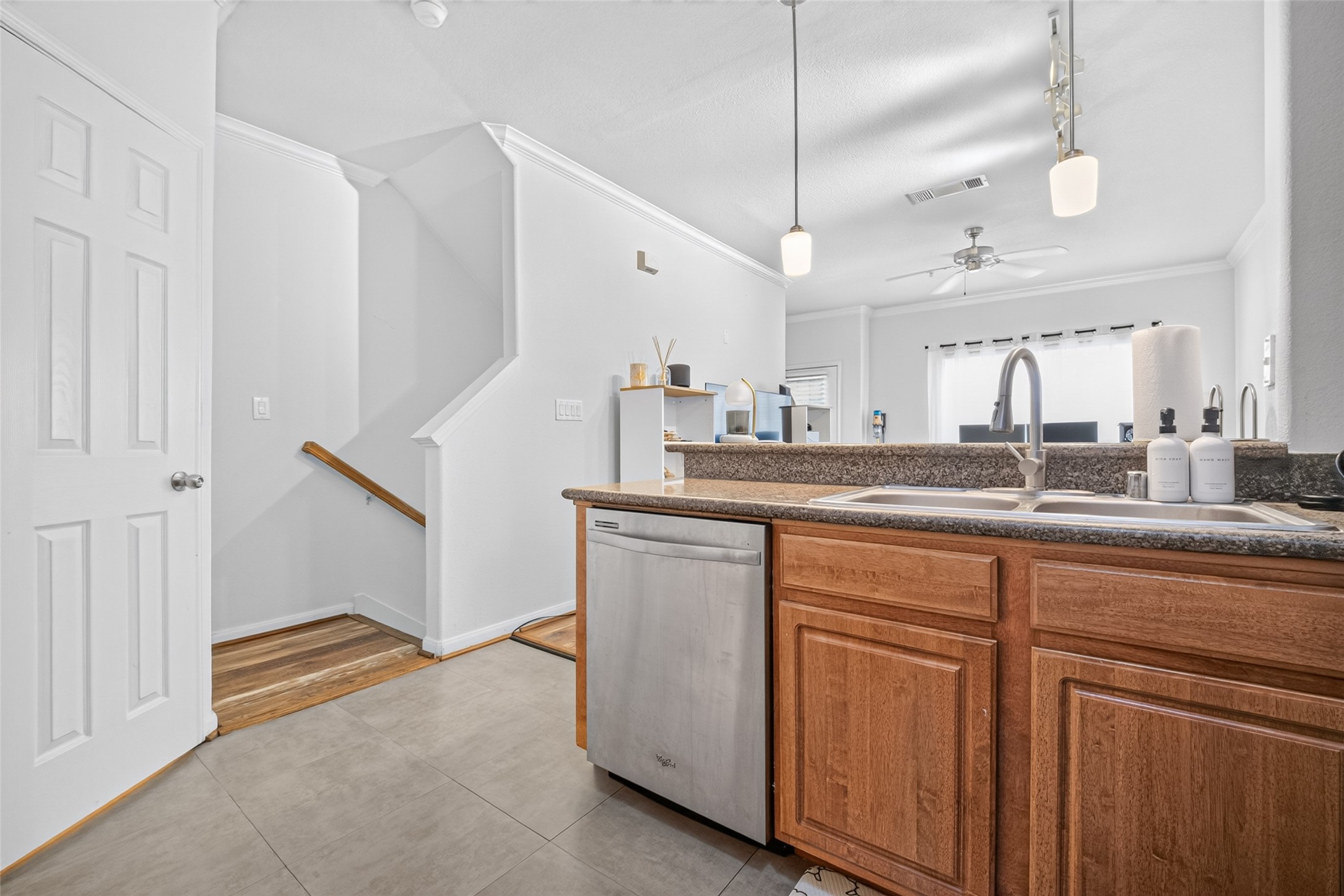 9200 Westheimer Road, Unit 1102 Houston, TX 77063 - Photo 6 of 17