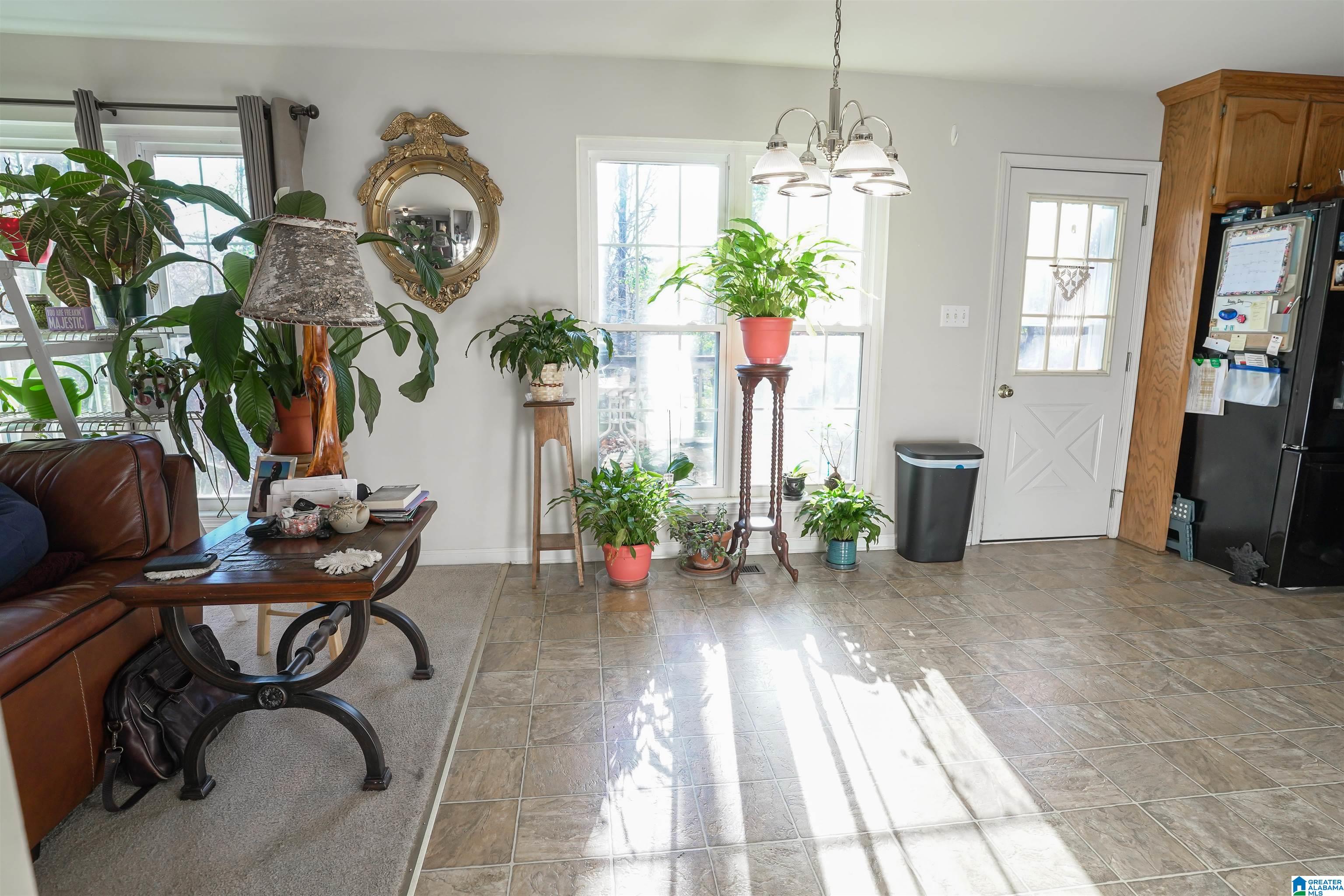 201 Castleman Lane Leeds, AL 35094 - Photo 7 of 30