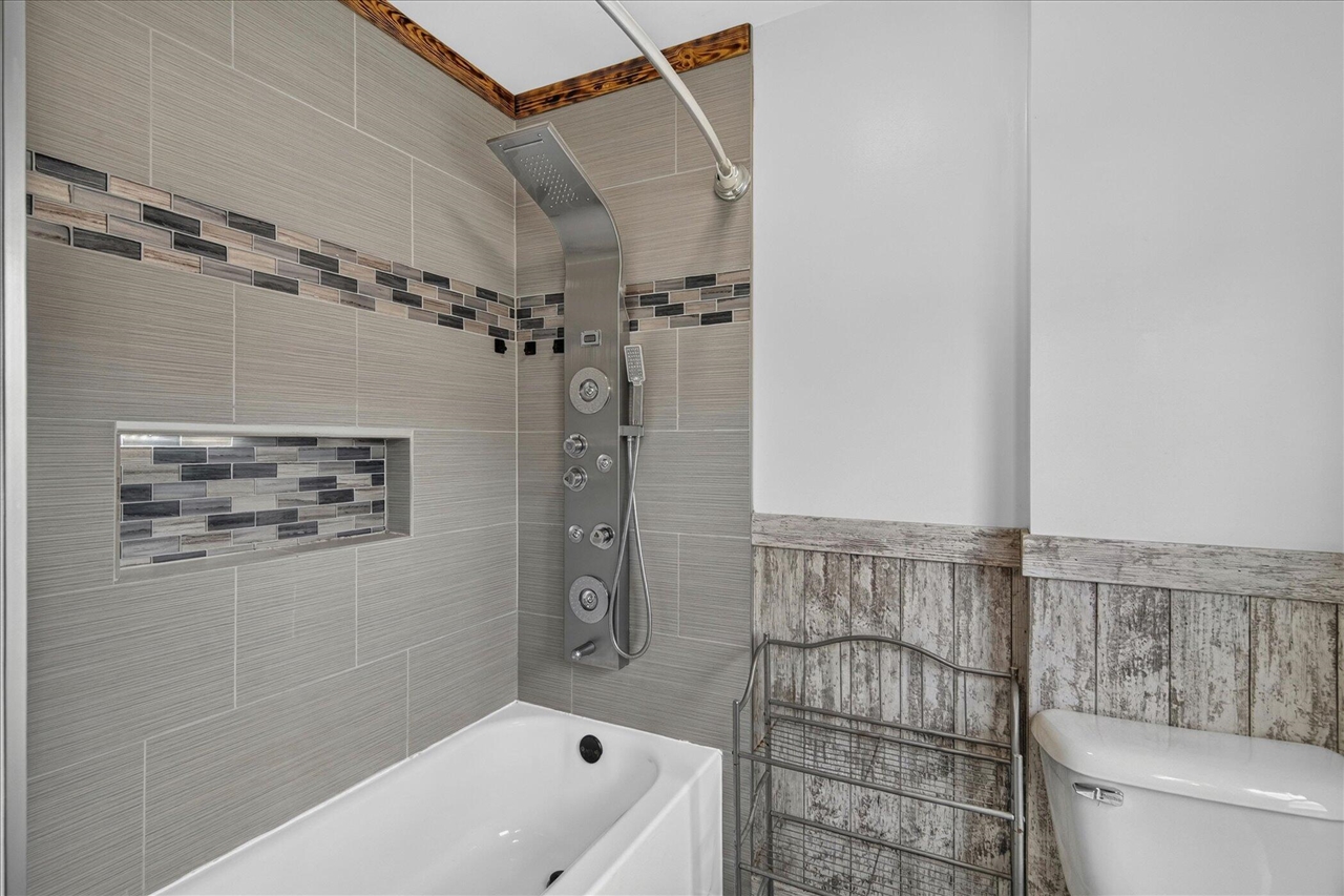 237 North Forbes Street Jackson, MI 49202 - Photo 31 of 48