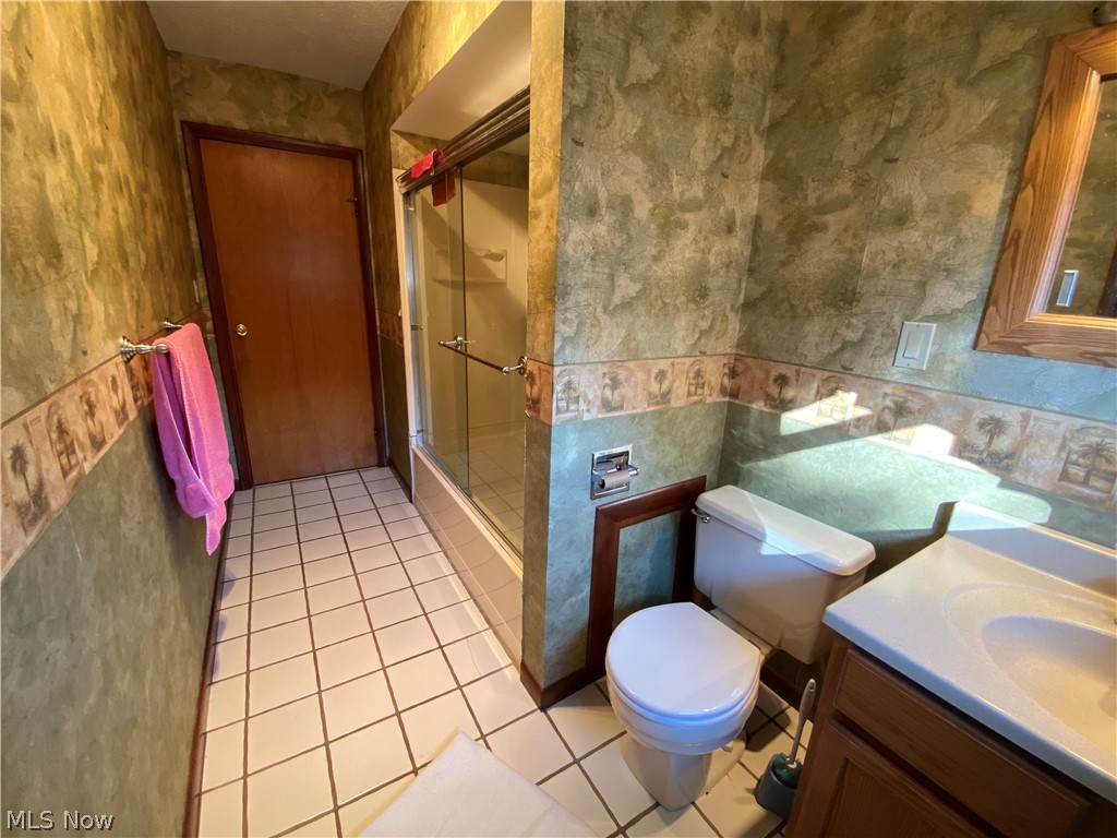 569 Gibbs Road Akron, OH 44312 - Photo 6 of 19