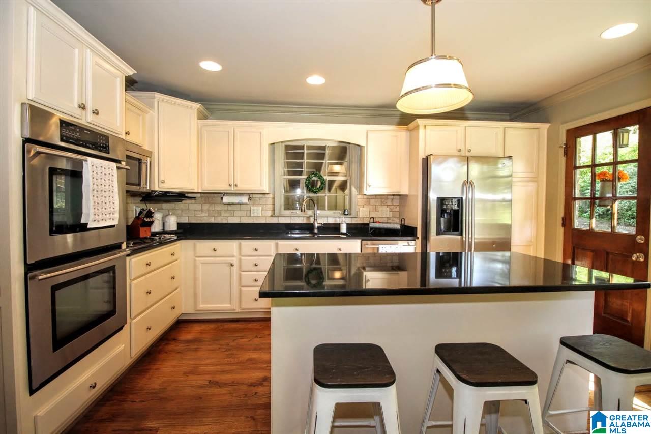 3612 Westbury Road Birmingham, AL 35223 - Photo 3 of 32