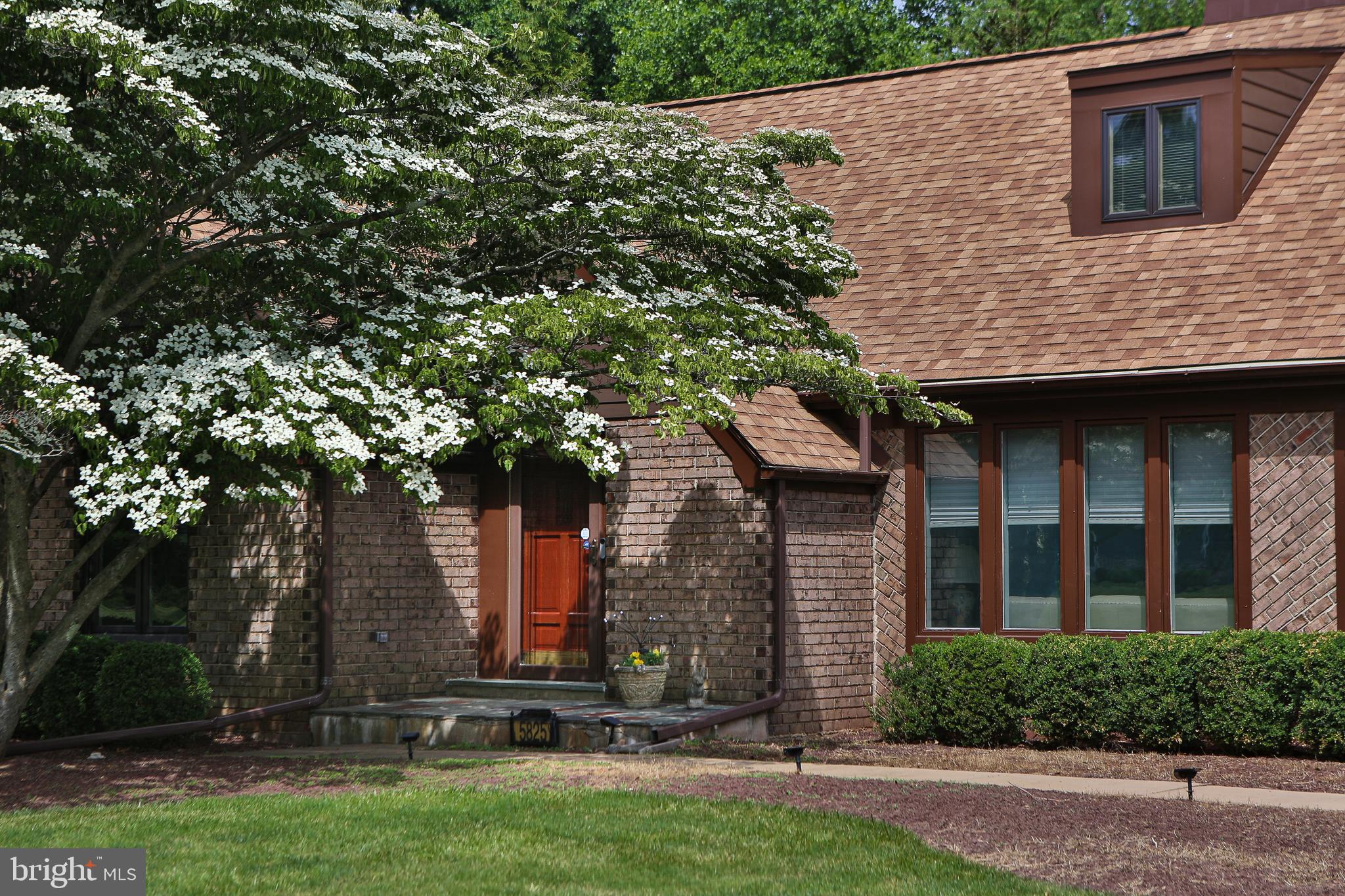 5825 South Deer Run Road Doylestown, PA 18902 - Photo 2 of 43