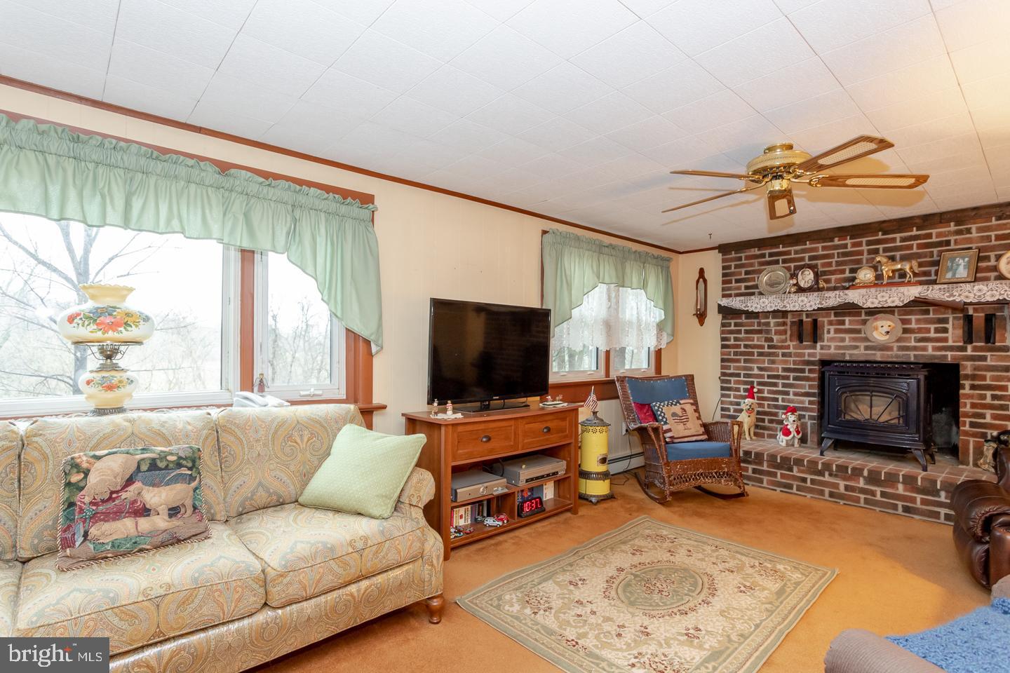 1426 Temple Road Pottstown, PA 19465 - Photo 9 of 19