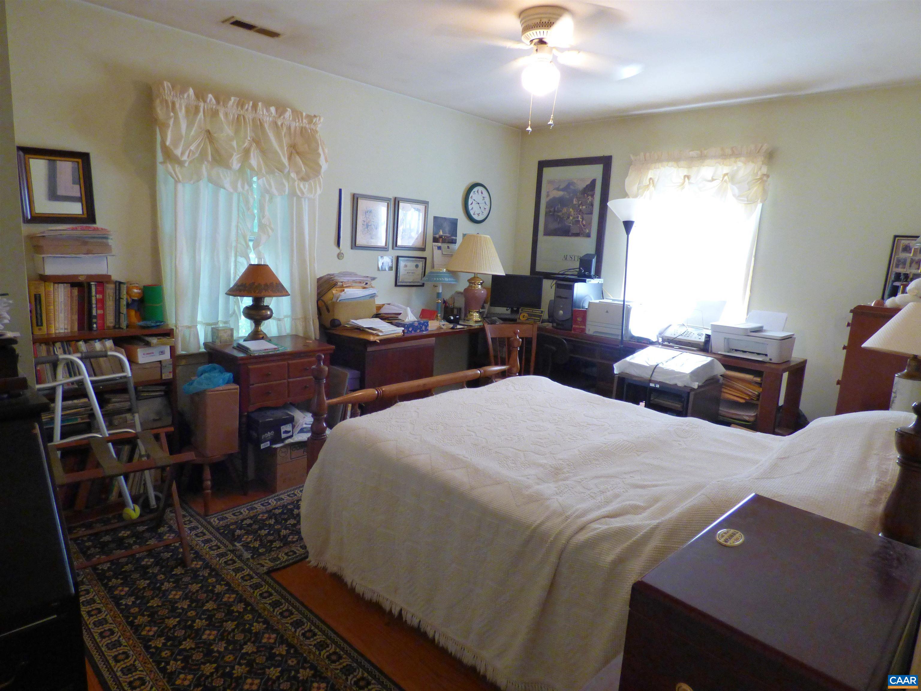 282 Kenmore Road Amherst, VA 24521 - Photo 16 of 33