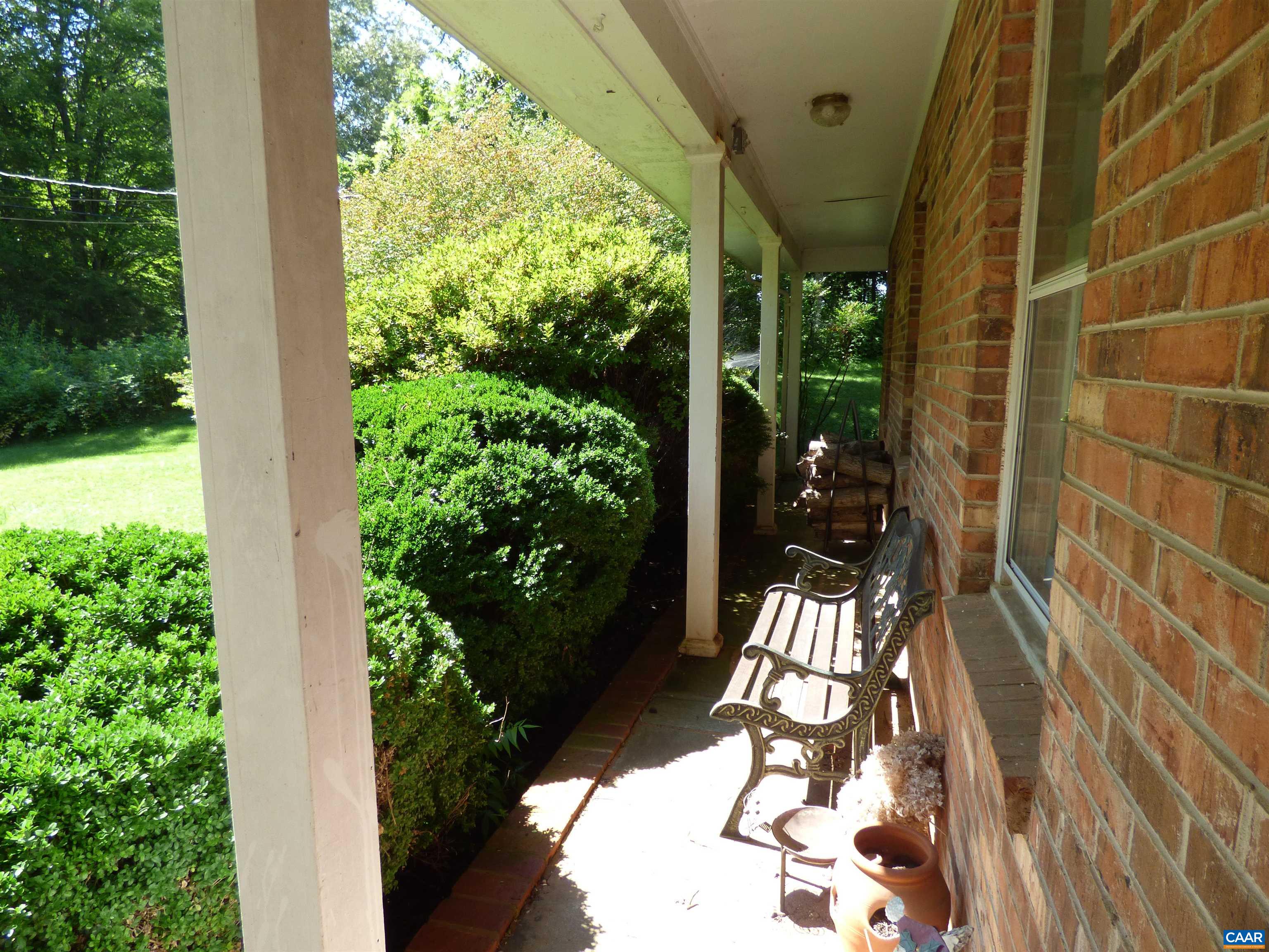 282 Kenmore Road Amherst, VA 24521 - Photo 32 of 33 a view of balcony with wooden floor