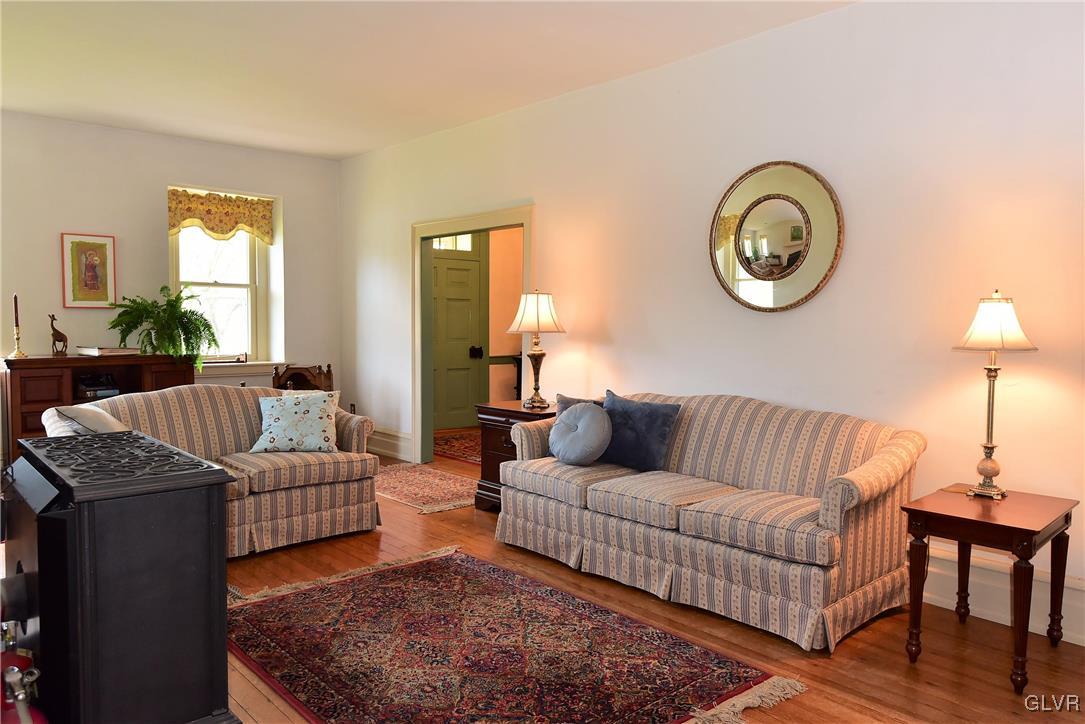 652 Mickley Road Whitehall, PA 18052 - Photo 11 of 28 Gallery Image 11