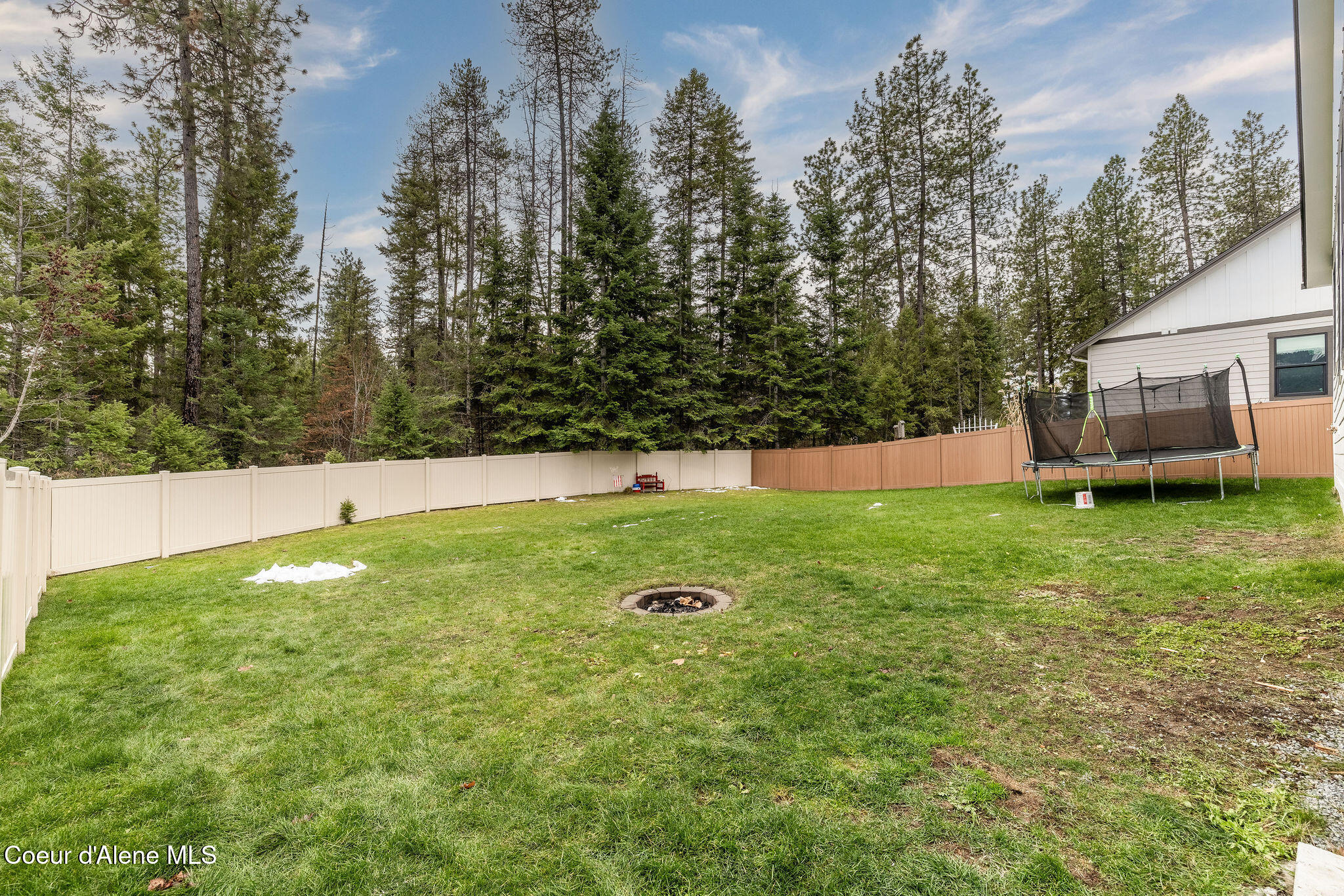 102 Rimrock Court Priest River, ID 83856 - Photo 28 of 35 Backyard