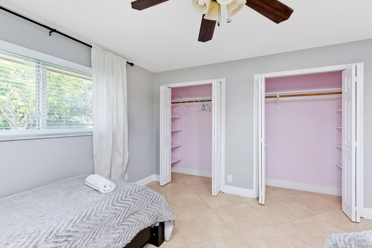 4348 Northwest 2nd Terrace Boca Raton, FL 33431 - Photo 15 of 35 9675d45b