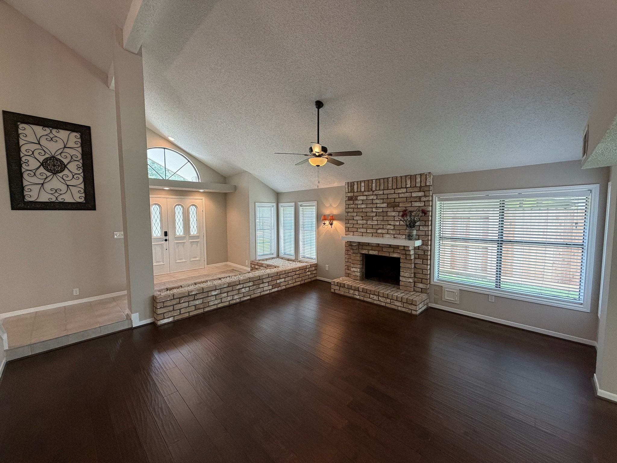 2326 Streamcrest Lane Sugar Land, TX 77479 - Photo 6 of 42 2" Wood Blinds throughout.