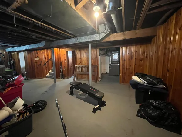 $165,500 | 19977 Elkhart Street, Harper Woods, MI 48225