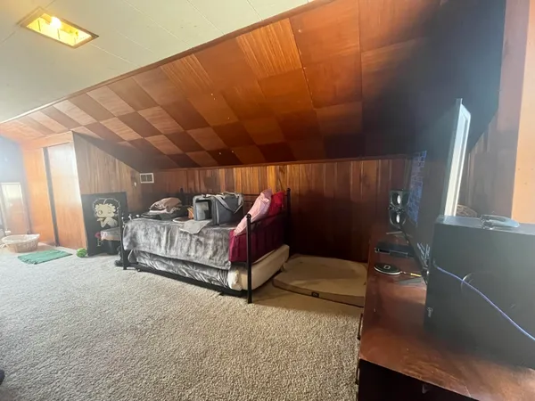 $165,500 | 19977 Elkhart Street, Harper Woods, MI 48225