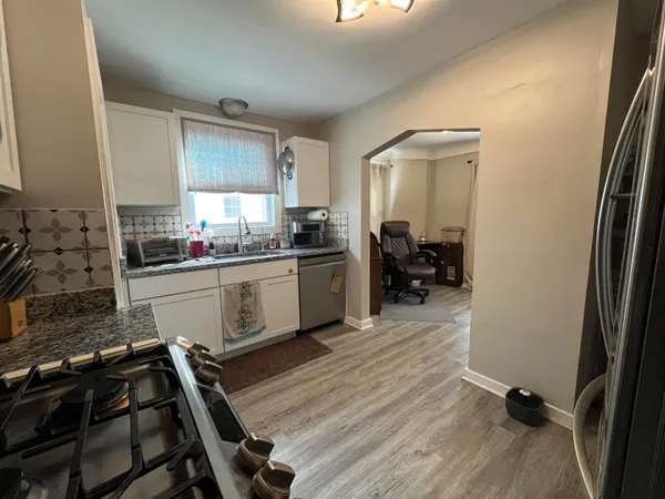 $165,500 | 19977 Elkhart Street, Harper Woods, MI 48225