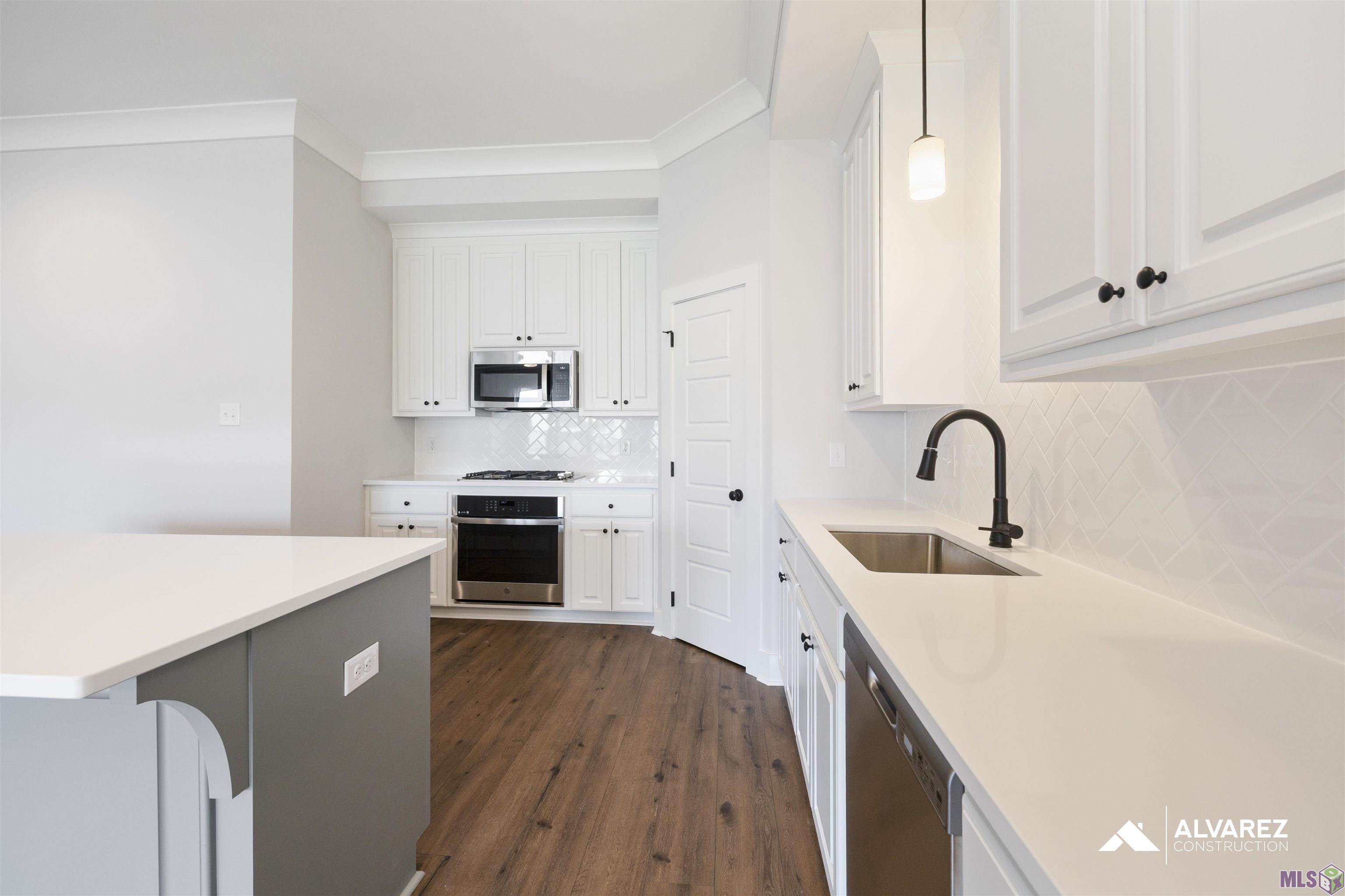 7638 Silverside Drive Baton Rouge, LA 70810 - Photo 7 of 23 Gallery Image 7