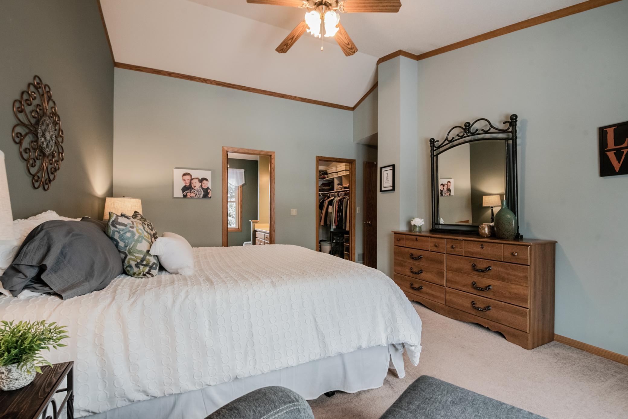 1007 Boston Hill Road Eagan, MN 55123 - Photo 15 of 36 Gallery Image 15