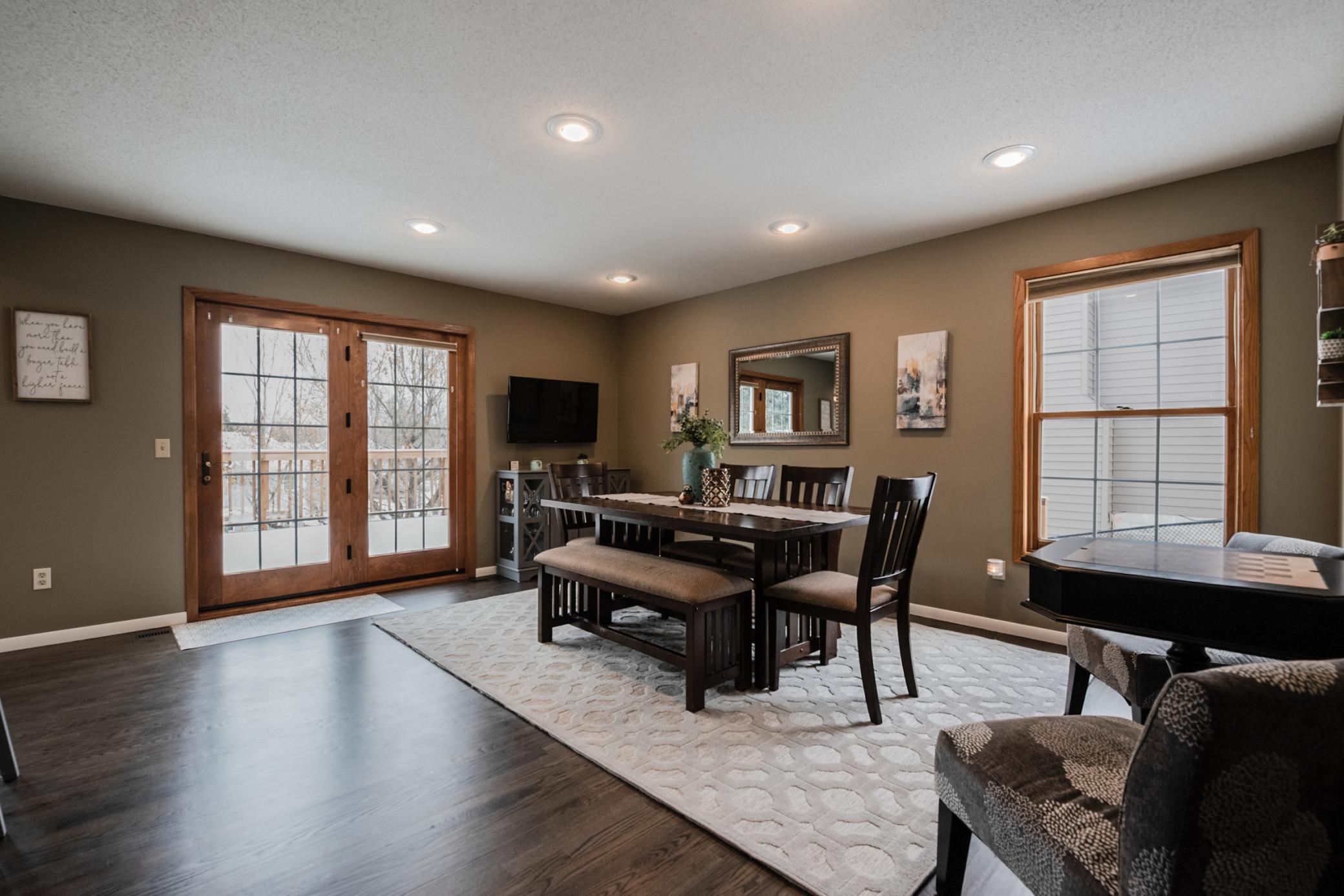 1007 Boston Hill Road Eagan, MN 55123 - Photo 4 of 36 Gallery Image 4