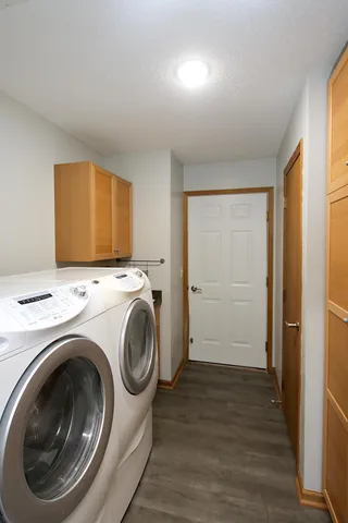 $295,000 | 316 20th Street West, Glencoe, MN 55336