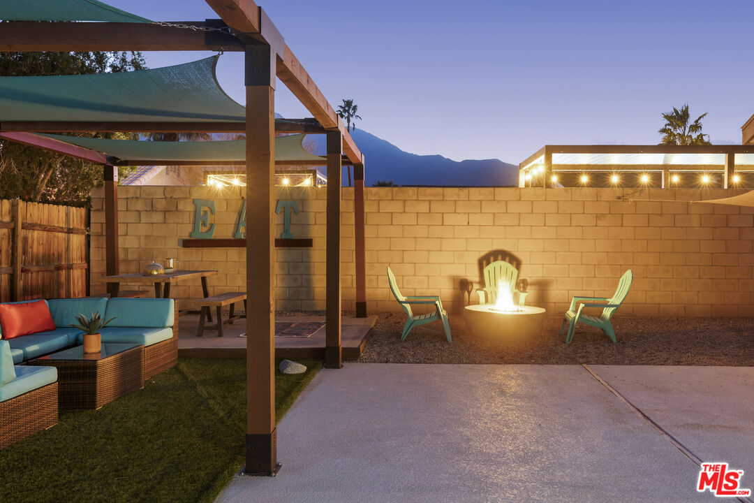 2393 North San Clemente Road Palm Springs, CA 92262 - Photo 10 of 46
