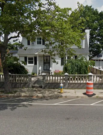 $2,650 | 693 Jerusalem Avenue, Uniondale, NY 11553