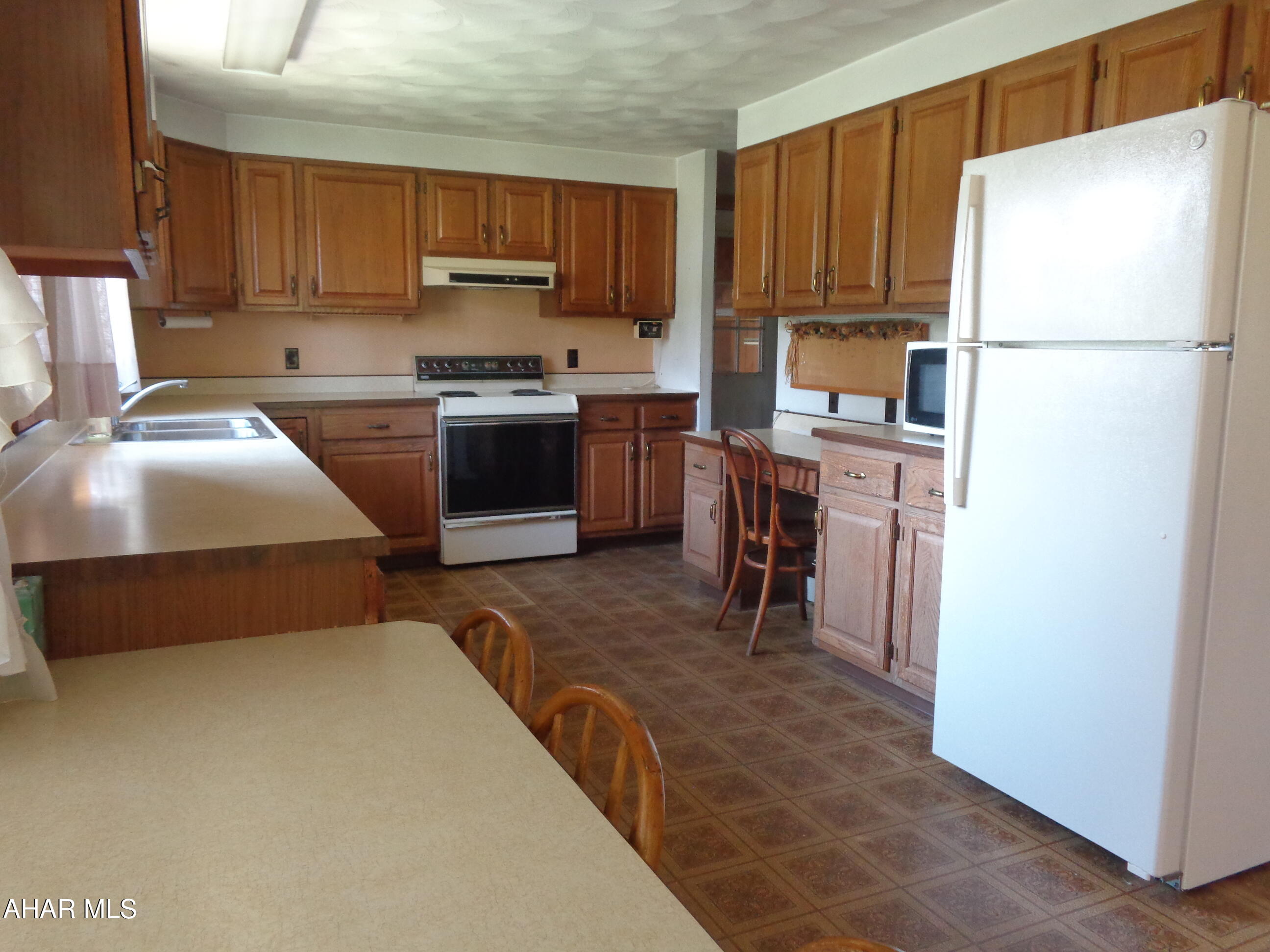 3881 Johnstown Road Portage, PA 15946 - Photo 3 of 51