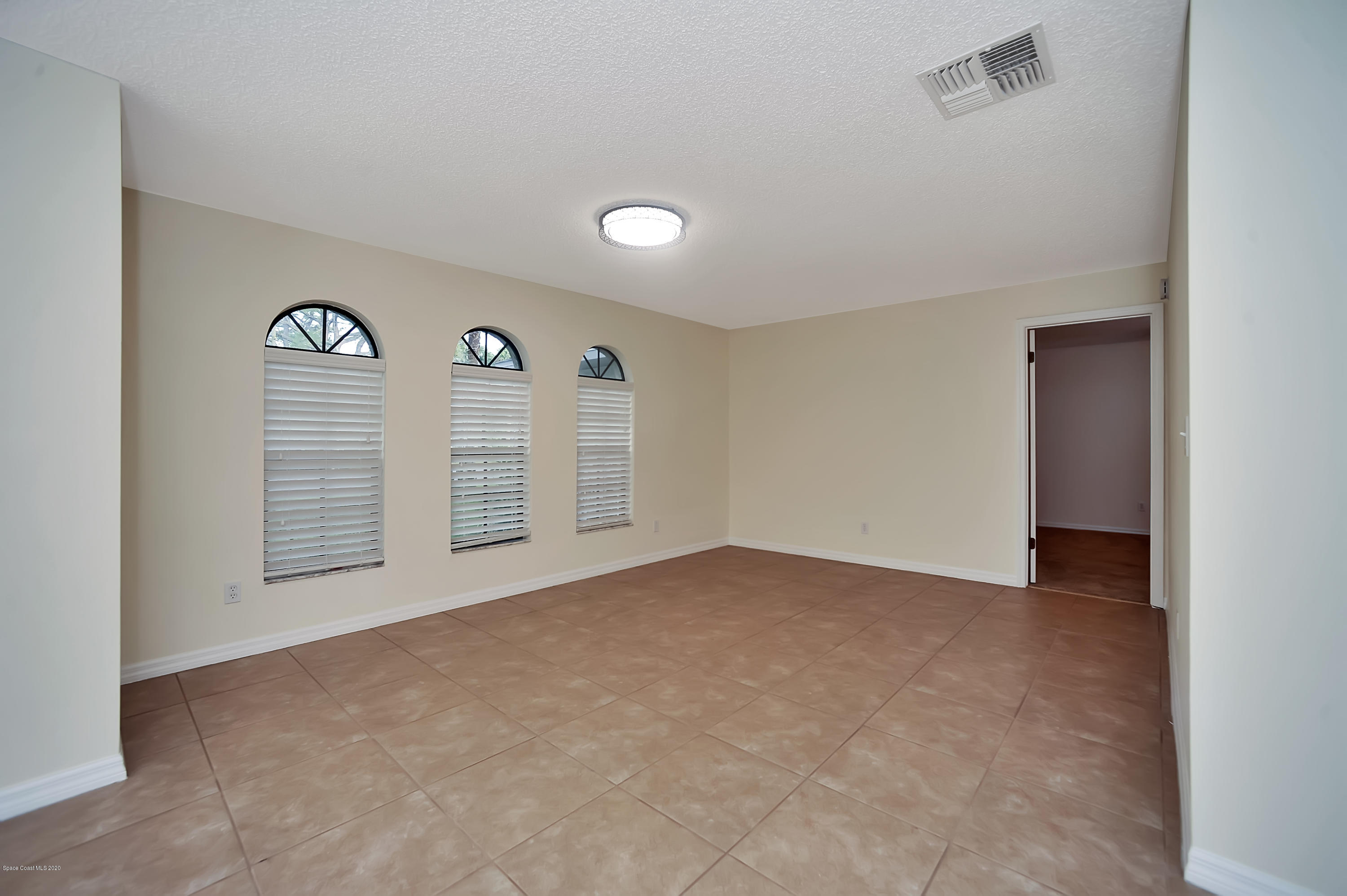 6824 Dodge Road Cocoa, FL 32927 - Photo 2 of 20 REW_6927