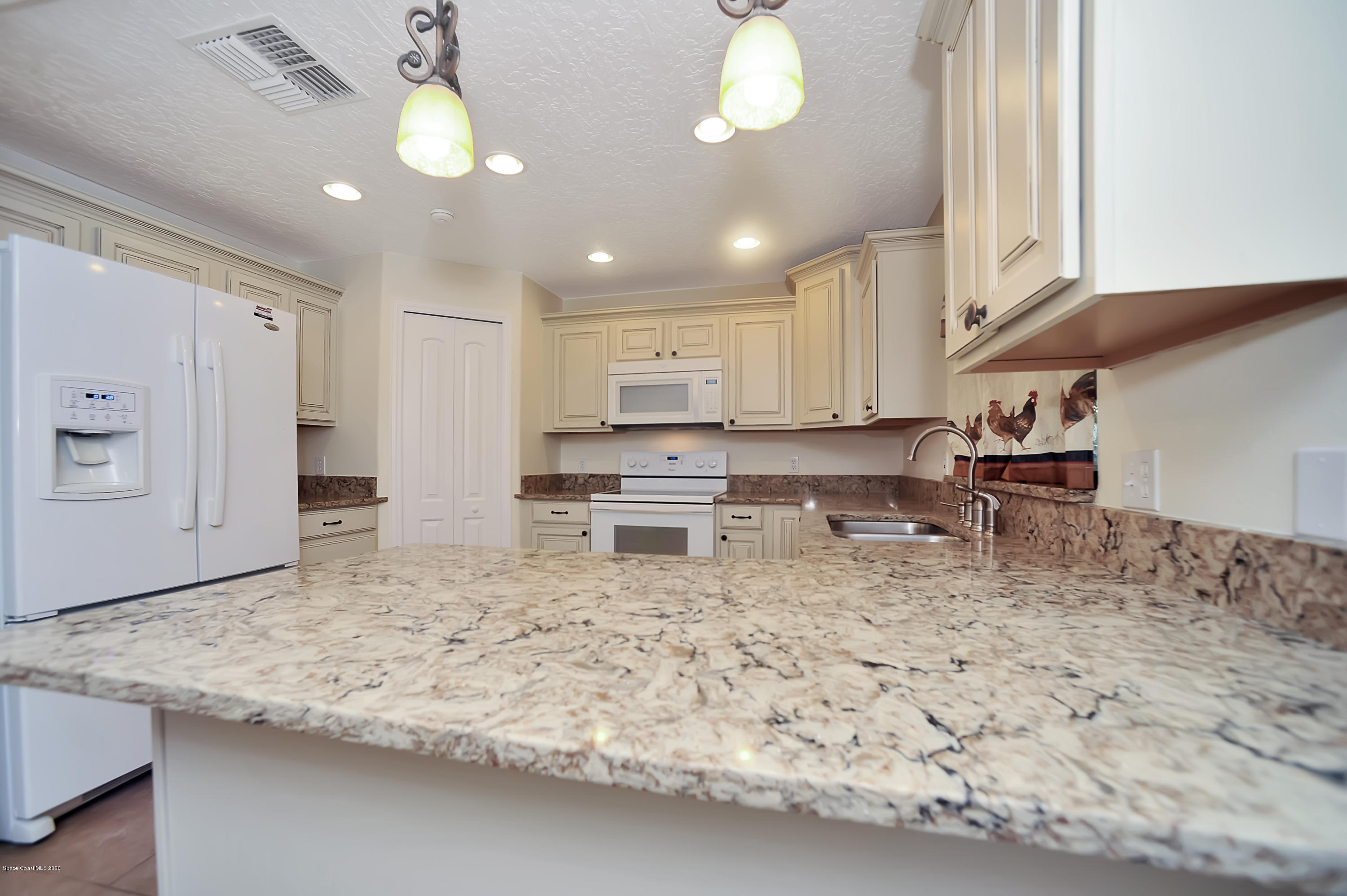 6824 Dodge Road Cocoa, FL 32927 - Photo 7 of 20 REW_6931