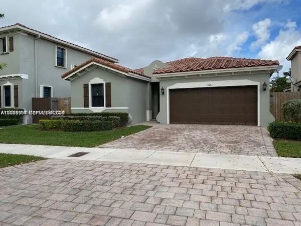 $695,000 | 15415 Southwest 175th Street, Miami, FL 33187