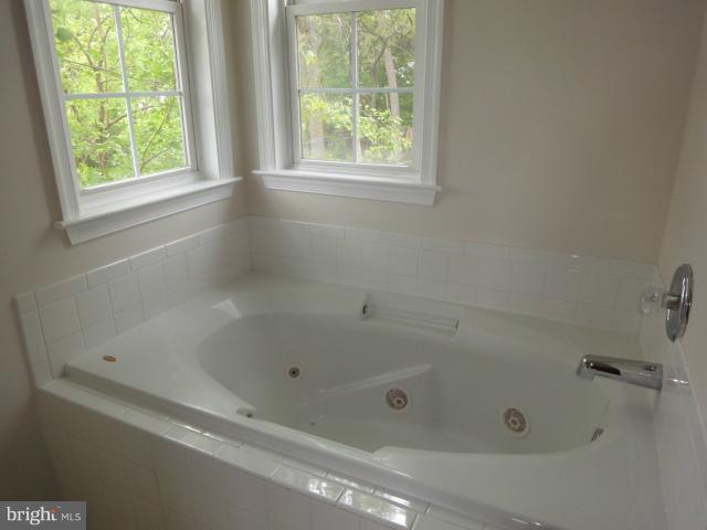 9004 Bruno Road Randallstown, MD 21133 - Photo 18 of 23 Bath (Master)