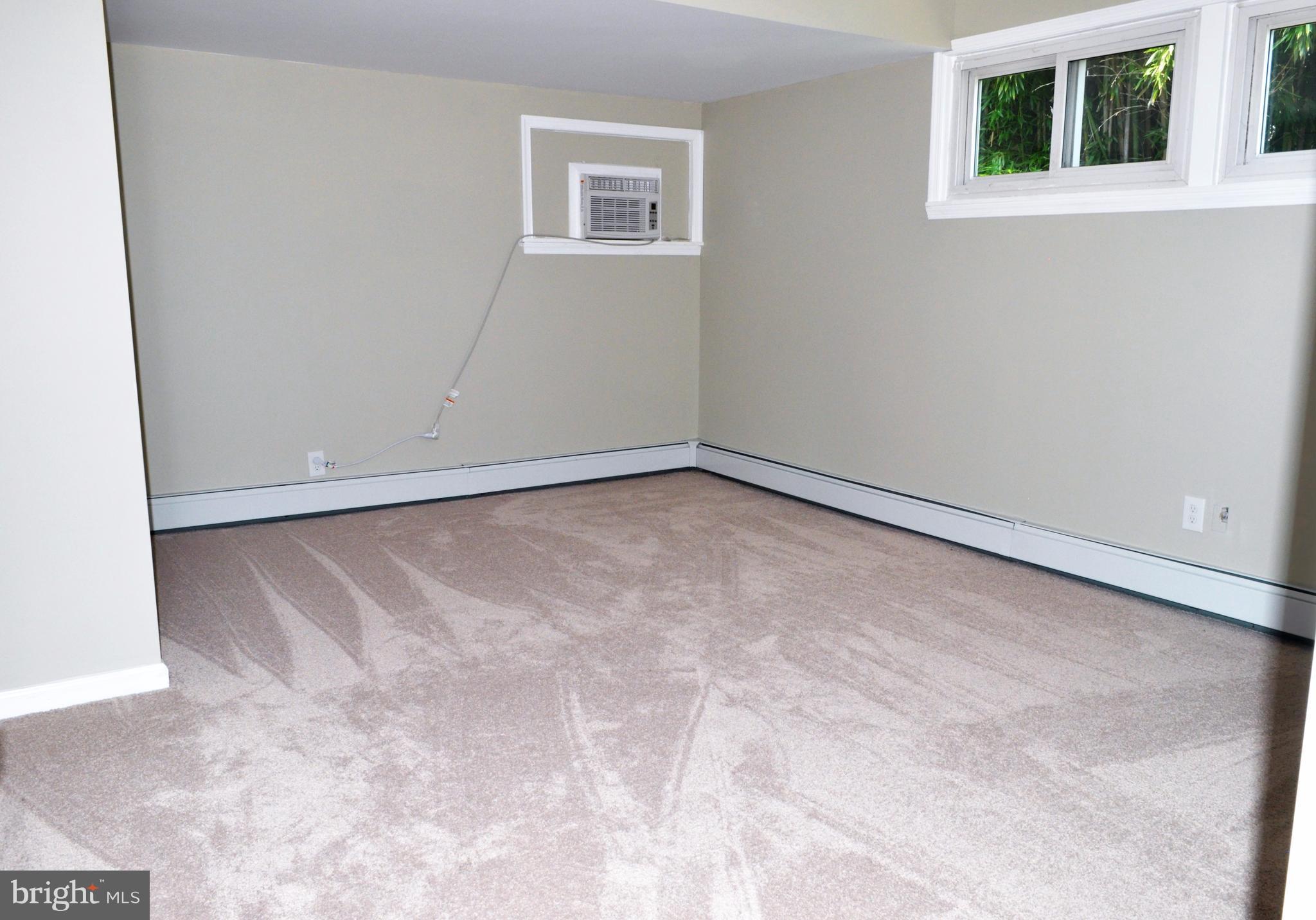 9903 Dilston Road Silver Spring, MD 20903 - Photo 11 of 24 Main floor #1