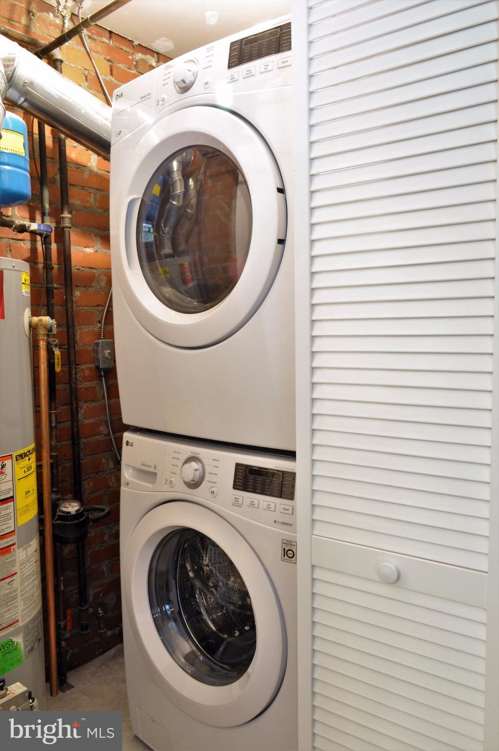 9903 Dilston Road Silver Spring, MD 20903 - Photo 10 of 24 Laundry off kitchen