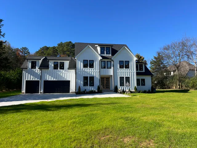 $1,199,999 | 10541 East Brainerd Road, Apison, TN 37302