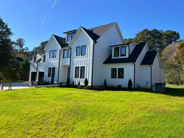 $1,199,999 | 10541 East Brainerd Road, Apison, TN 37302